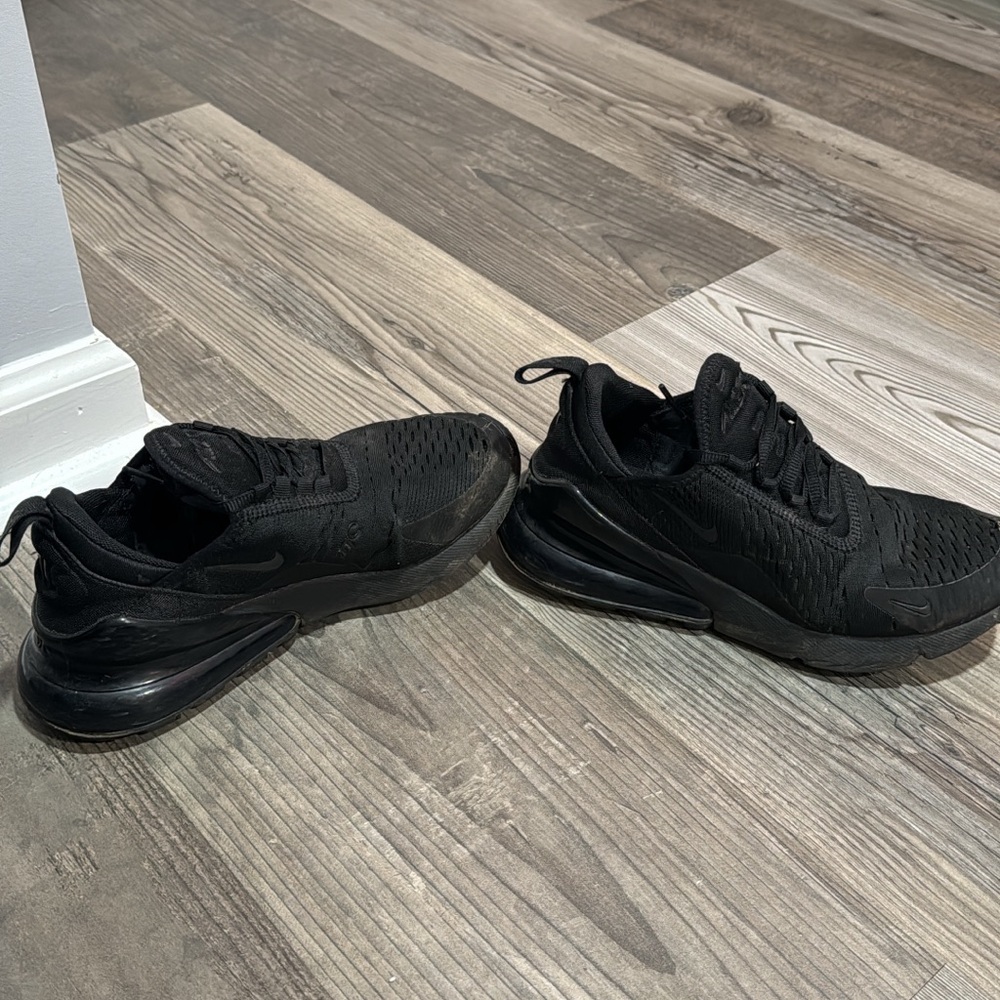 Nike Women’s Air Max 270
